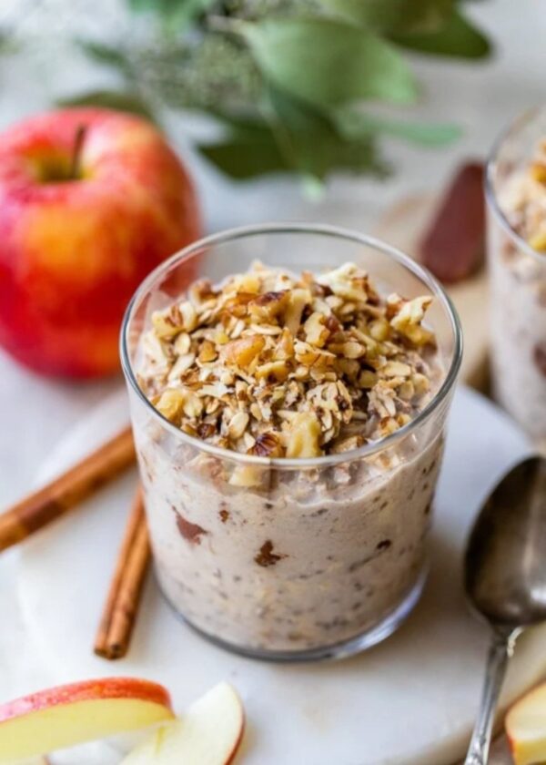 Apple Pie Overnight Oats